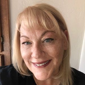 Meet your Posher, Annette